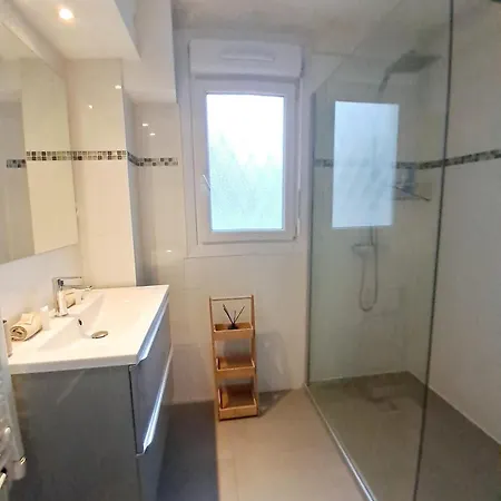شقة 4 - Person With Sea View Terrace كان