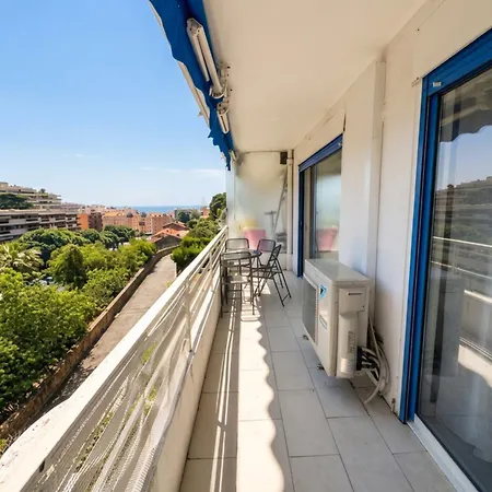 아파트 4 - Person With Sea View Terrace