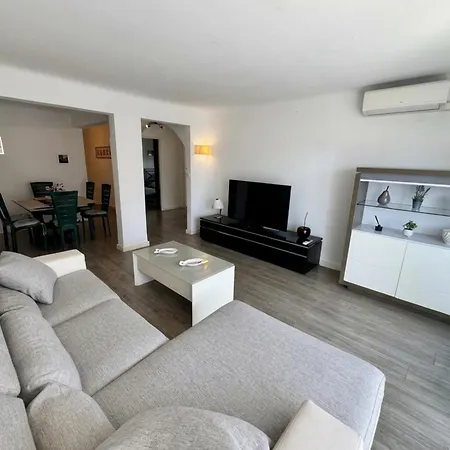 4 - Person With Sea View Terrace