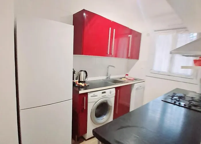 4 - Person With Sea View Terrace Канны